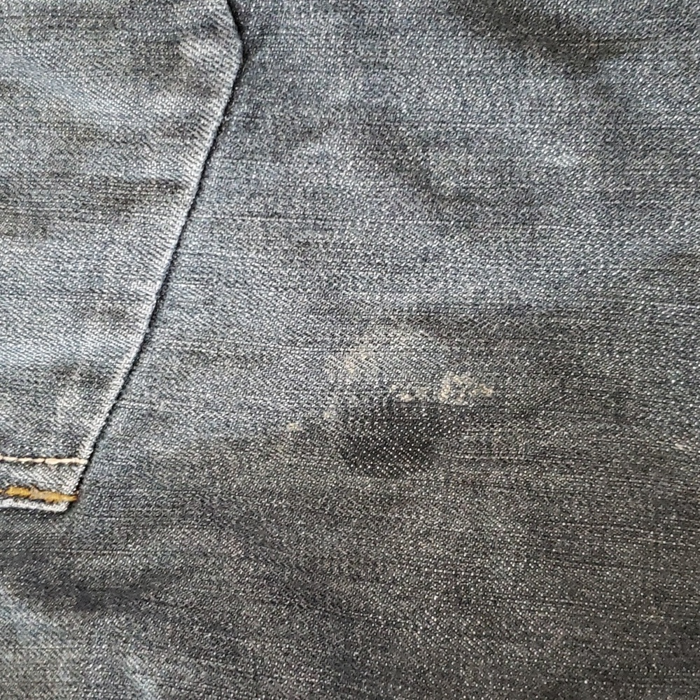 Free with bundle. Jeans that were cut into shorts - Picture 4 of 7